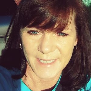 Meet your Posher, Loretta